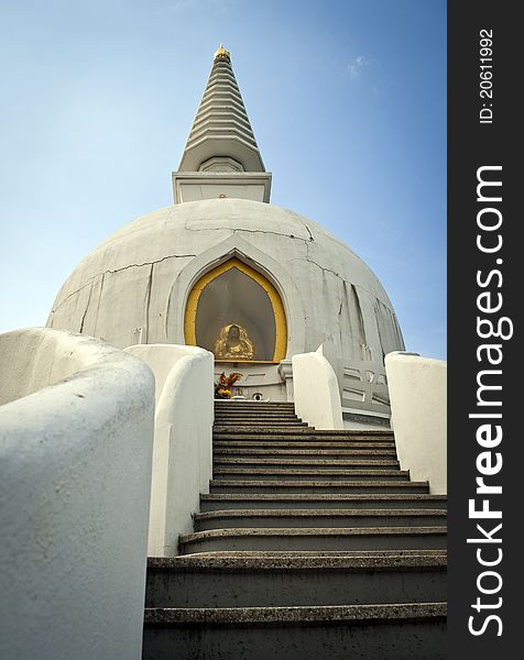 Step Into The Buddha Stupa