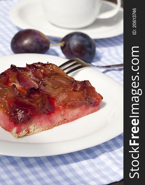 Plum cake