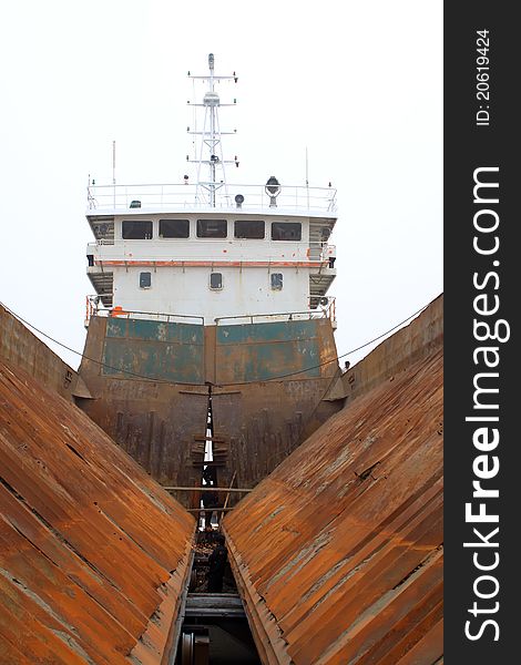 Maintenance of barges in a factory