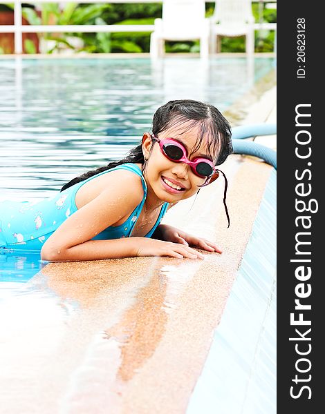 Children love to play on the weekend swimming in the pool. Children love to play on the weekend swimming in the pool.