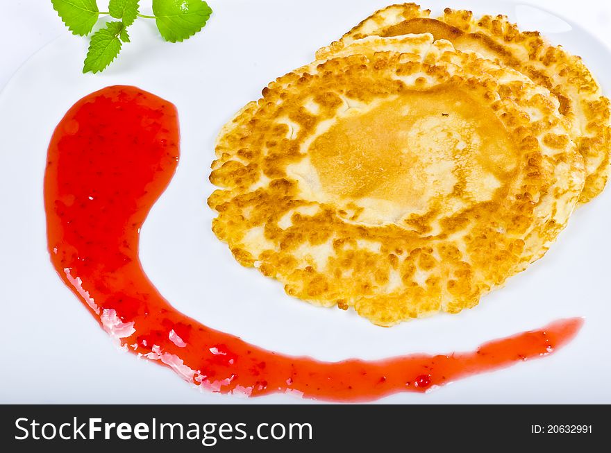 One can enjoy pancake with apples, tomatoes, applesauce, compote, jams or decent fillings etc.