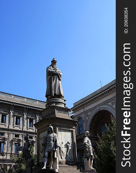 Statue of Leonardo Da Vinci, Milan, Italy