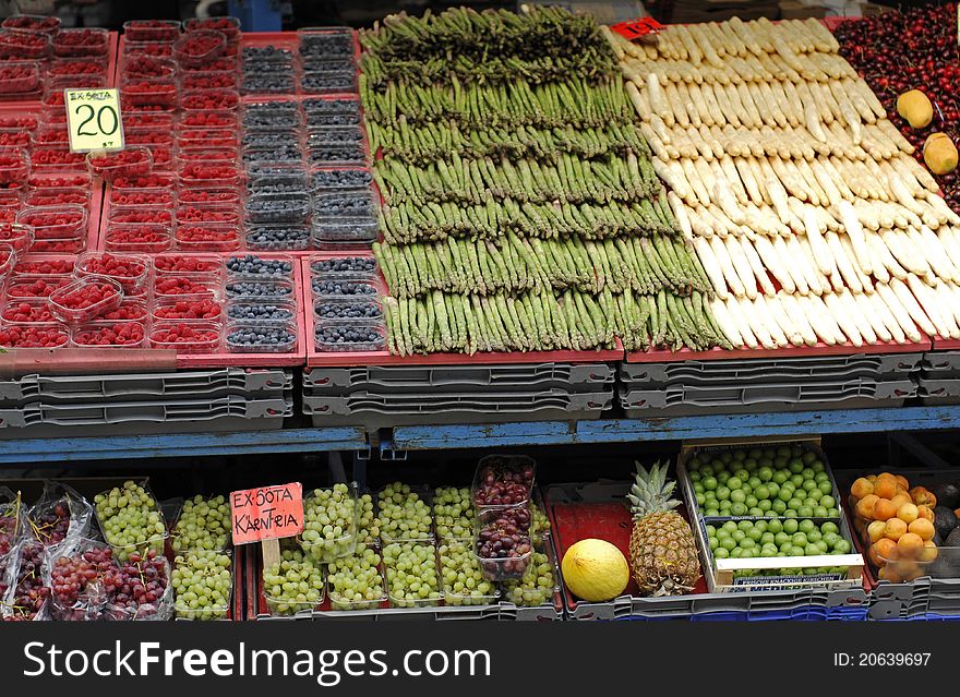The very nice display at the colorful fruit market in central Stockholm