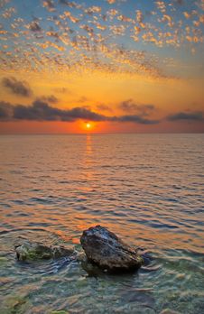Two Stones Royalty Free Stock Photos Two Stones Royalty Free Stock Photos