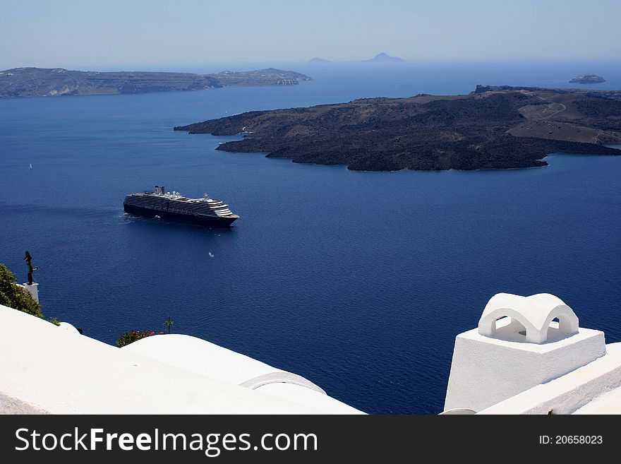 Cruise from Santorin - Island of Cyclades in Greece