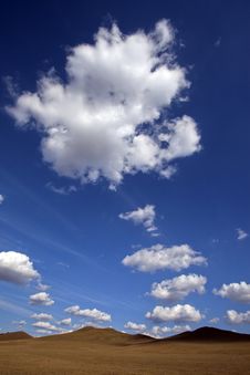 Meadow Meets Sky Royalty Free Stock Image Meadow Meets Sky Royalty Free Stock Image