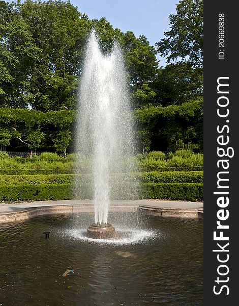 Fountain in Conservatory Gardens