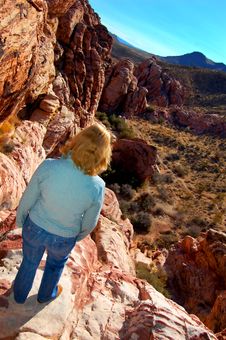 Woman On Cliff Stock Photography Woman On Cliff Stock Photography