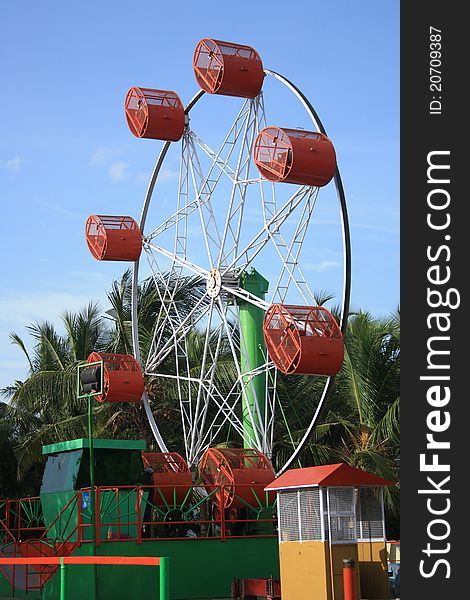 Roller Giant Wheel at an Indian amusement park (MGM Dizzee World)