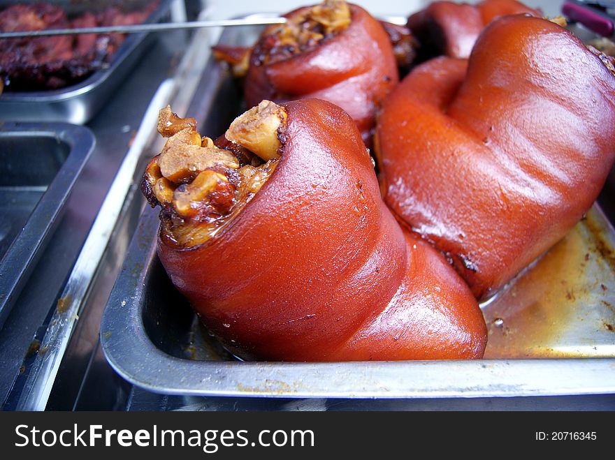 Brine pig's knuckles, cooked food, is one of the traditional Chinese food. People like to eat.