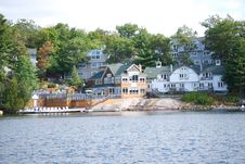 Lakeshore Town Royalty Free Stock Images Lakeshore Town Royalty Free Stock Images
