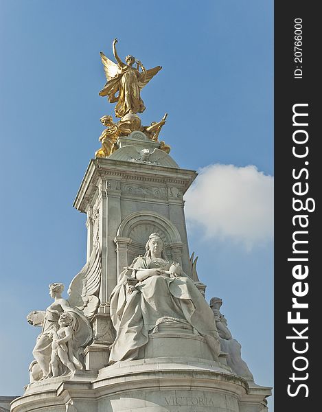 Queen Victoria Memorial located in front of Buckingham Palace