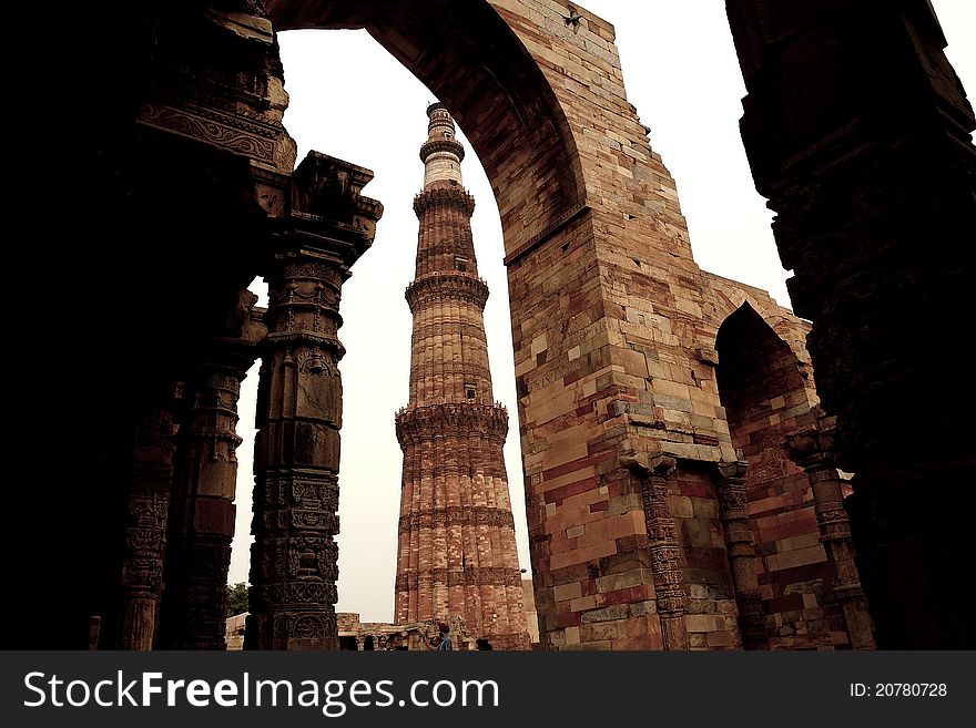 An old tower in India, Qutub Minar