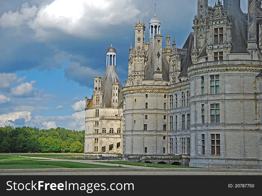 This is the building of the castle Chambord which is the biggest castle of the middle ages of the river Loire area, middle of France. This castle is used as the temporary palace for the king during hunting, it has a very big forest whose size as big as Paris. This is the building of the castle Chambord which is the biggest castle of the middle ages of the river Loire area, middle of France. This castle is used as the temporary palace for the king during hunting, it has a very big forest whose size as big as Paris.