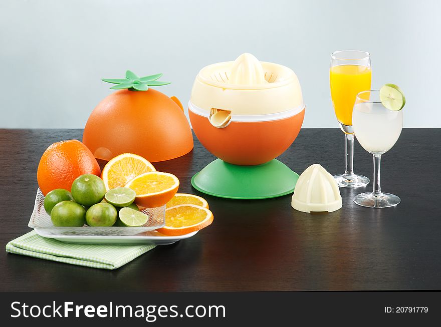 Orange and lemon juice blender machine tool now you could make fresh juice so easy at home