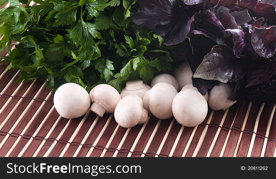 Fragrant grasses and mushrooms