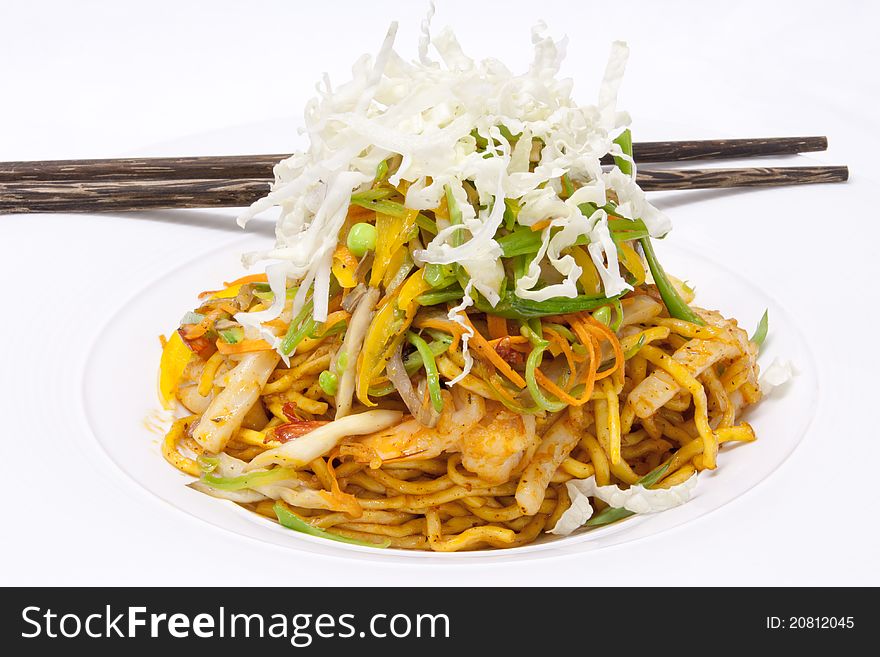 Yellow noodle fried with seafood and vegetables