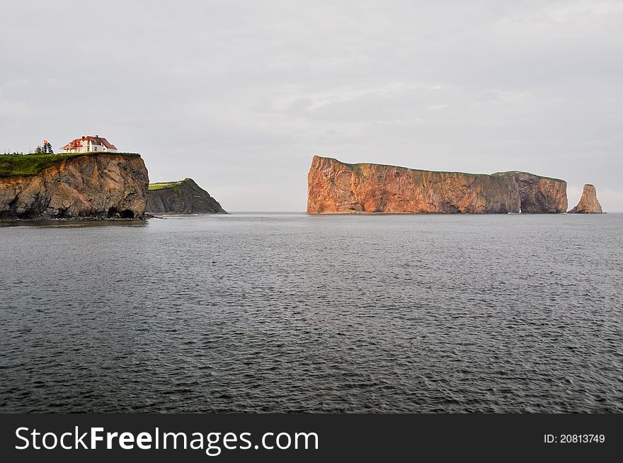 Percé Rock at sunset (Quebec)