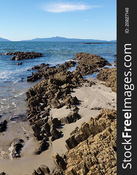 Rocky beach near Triabunna, Tasmania, in Australia. Rocky beach near Triabunna, Tasmania, in Australia.