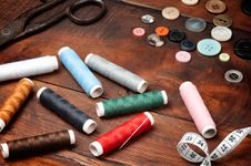 Threads, Scissors And Buttons Royalty Free Stock Photos