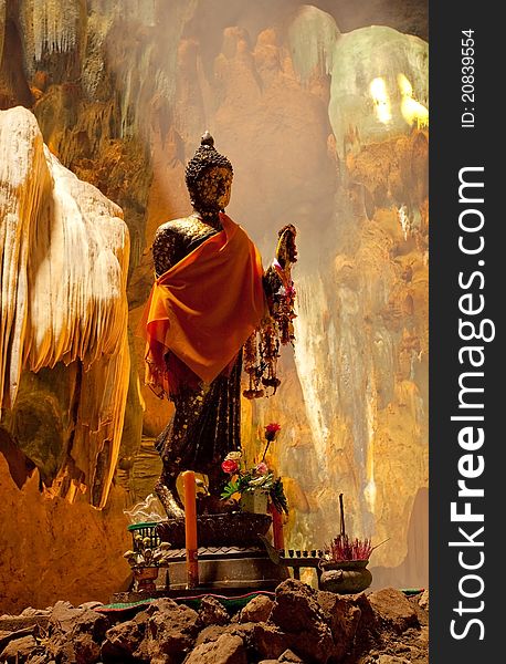 Image buddha in cave, Thailand