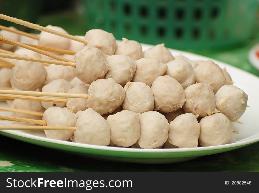 Image of Pork meatballs on dish