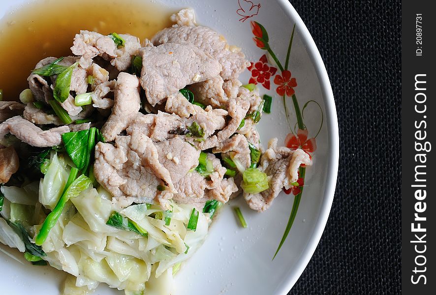 Fried pork and lettuce in thai style