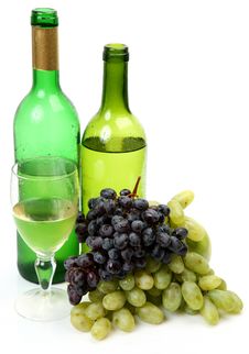 Wine And Grapes Royalty Free Stock Photos Wine And Grapes Royalty Free Stock Photos