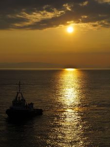 Carrier Ship At Sunset In The Sea Royalty Free Stock Images Carrier Ship At Sunset In The Sea Royalty Free Stock Images