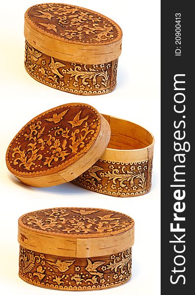 Box of elm ornamented with birds set