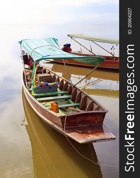 Long tail Boat is the local boat at Don Hoi Lot, Thailand