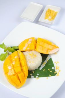 Thai S Dessert Mango Sticky Rice Coconut Milk Stock Photography Thai S Dessert Mango Sticky Rice Coconut Milk Stock Photography