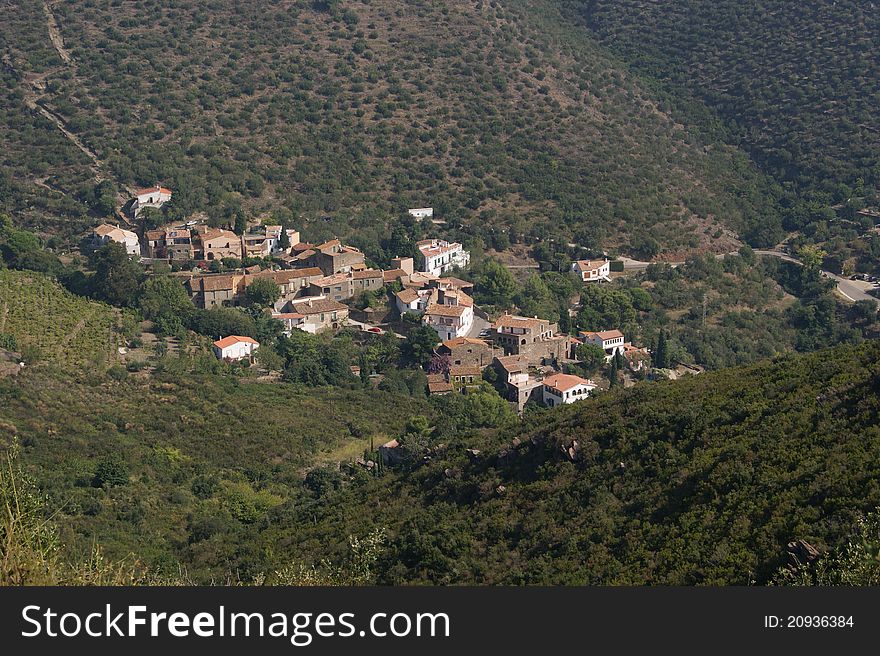 A spanish town in the mountains