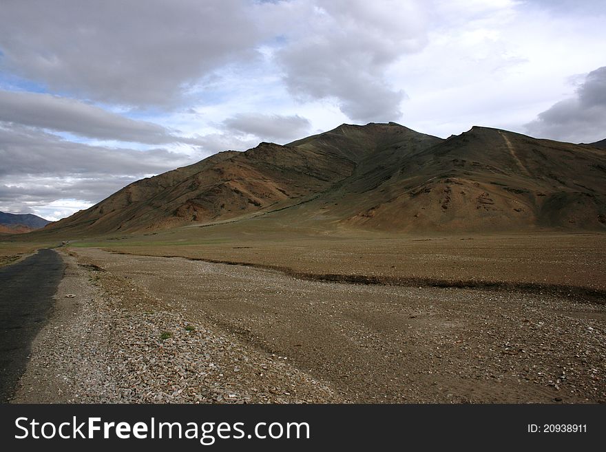 A spectacular and breathtaking view of the road to leh, the monotonous beauty. A spectacular and breathtaking view of the road to leh, the monotonous beauty