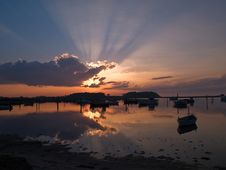 Boats In An Amazing Sunset Royalty Free Stock Image Boats In An Amazing Sunset Royalty Free Stock Image