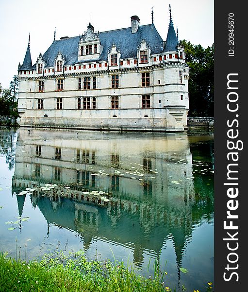 Azay le rideau castle reflected in the water