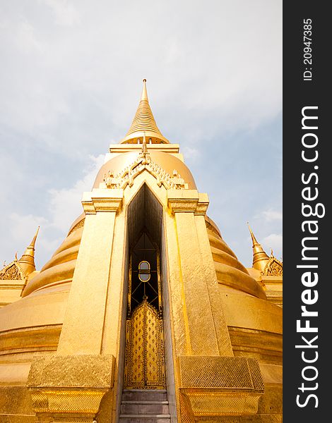 Scene of golden pagoda at emerald temple in thailand