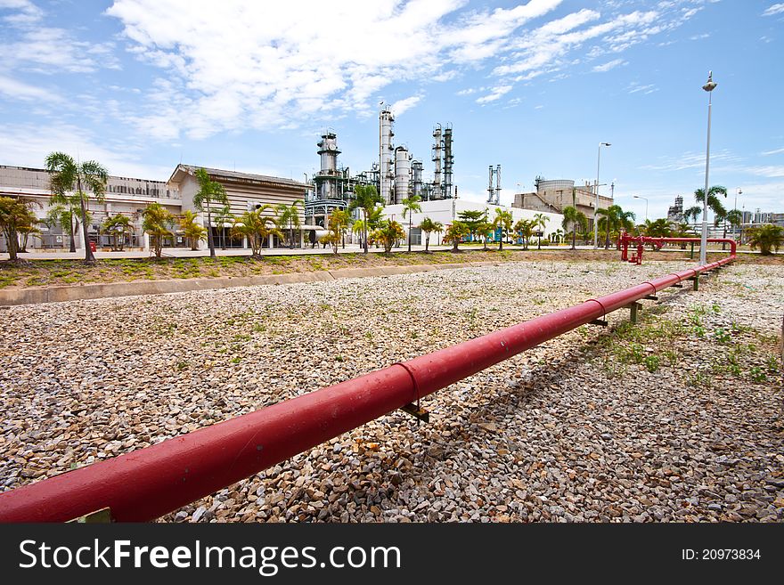 Gas line to refinery plant