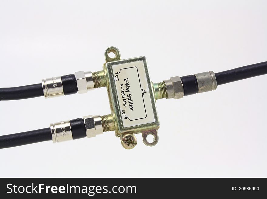 2-way splitter for cabe TV or internet