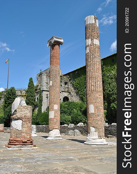 Traces of past civilizations, Roman remains. Traces of past civilizations, Roman remains