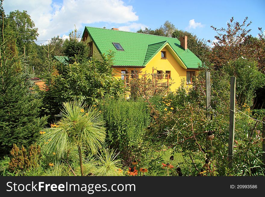 House with a green roof