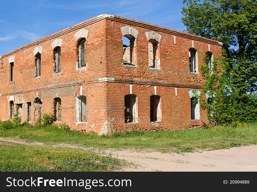 Abandoned brick building in the countryside