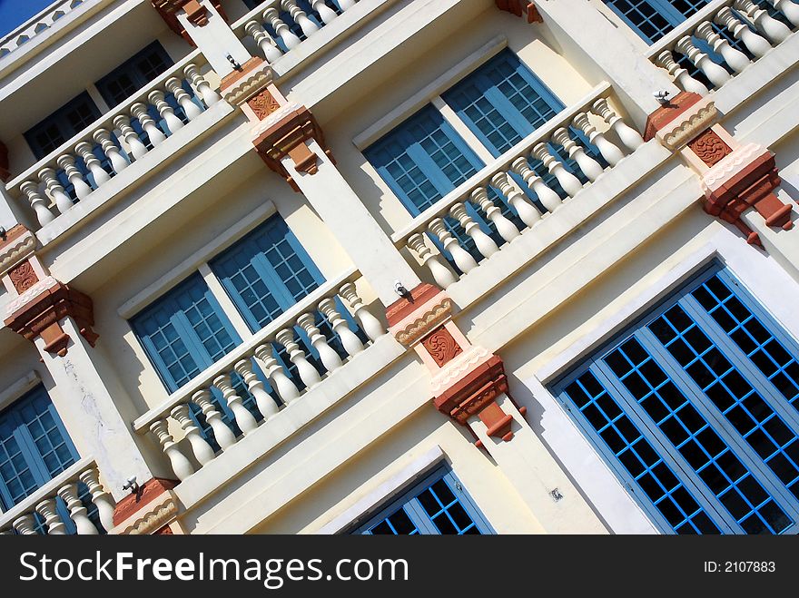 Balcony's and checker windows in nice building