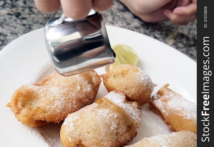 Fried bananas with honey slopes. Fried bananas with honey slopes.