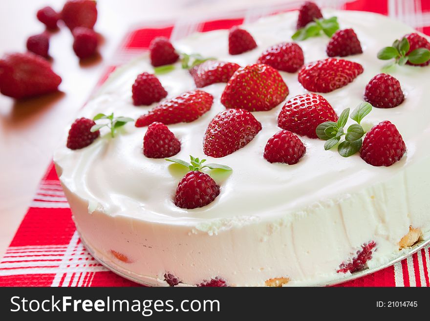 Strawberry And Raspberry Cake