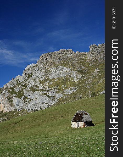 Cabin in the mountain