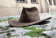 Hat On The Street Royalty Free Stock Images Hat On The Street Royalty Free Stock Images