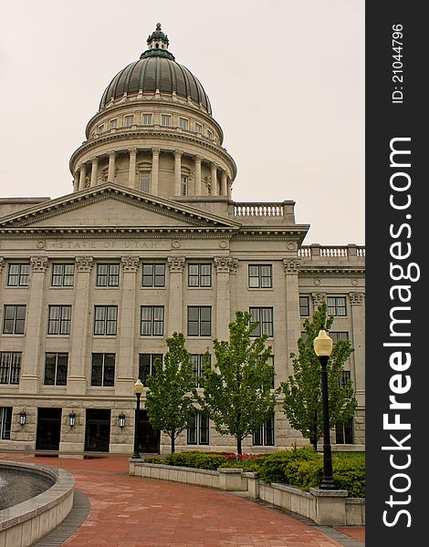 Image of the back of the Utah capitol building