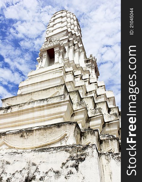 White Prang Stupa