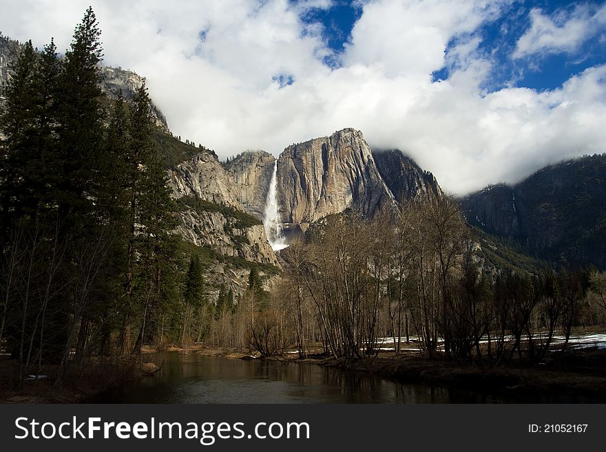 Bridalveil Falls